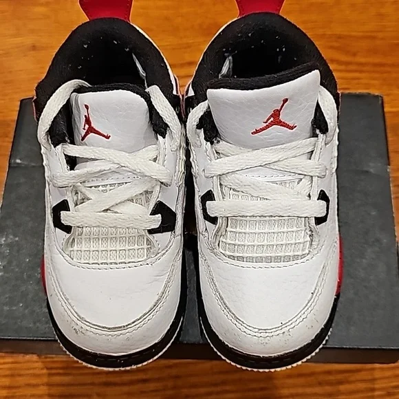 Jordan 4 Retro Red Cement - Picture 5 of 10